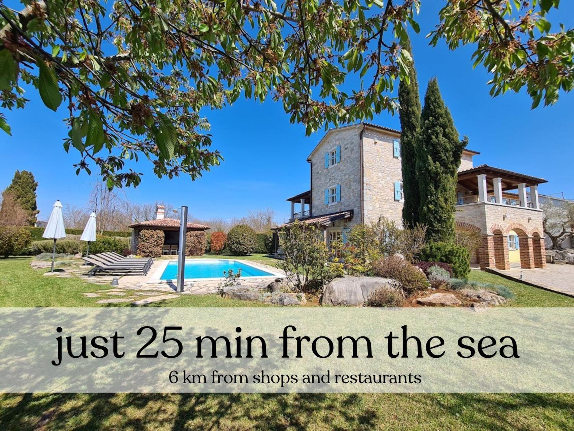 Villa Paolina With Hot Tub Višnjan エクステリア 写真